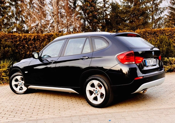 BMW X1 cena 43900 przebieg: 209871, rok produkcji 2011 z Dobrzyca małe 529